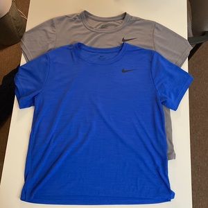 Men’s Nike Dry Fit - 2 shirts